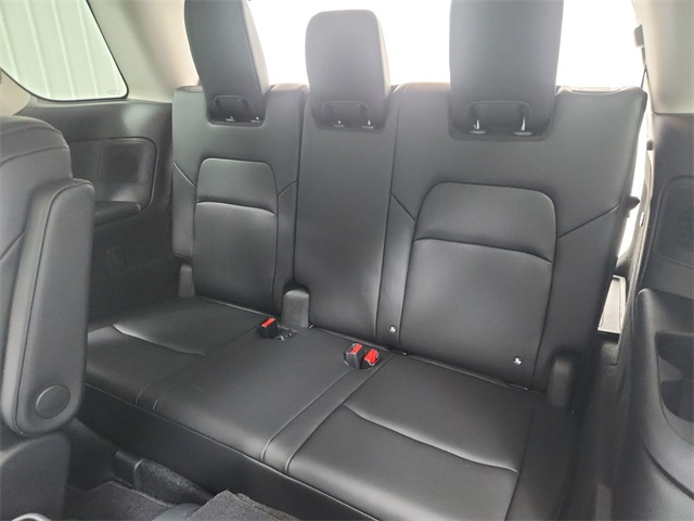2025 Nissan Pathfinder Platinum photo 29