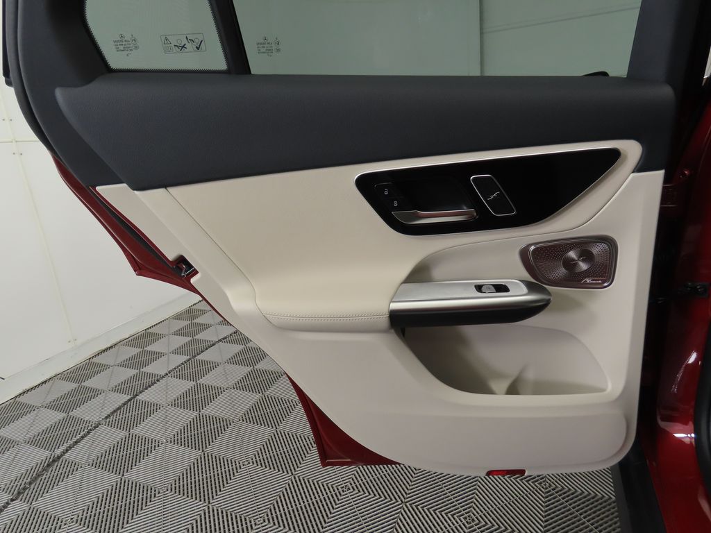 2026 Mercedes Benz GLC 350e 4MATIC photo 25