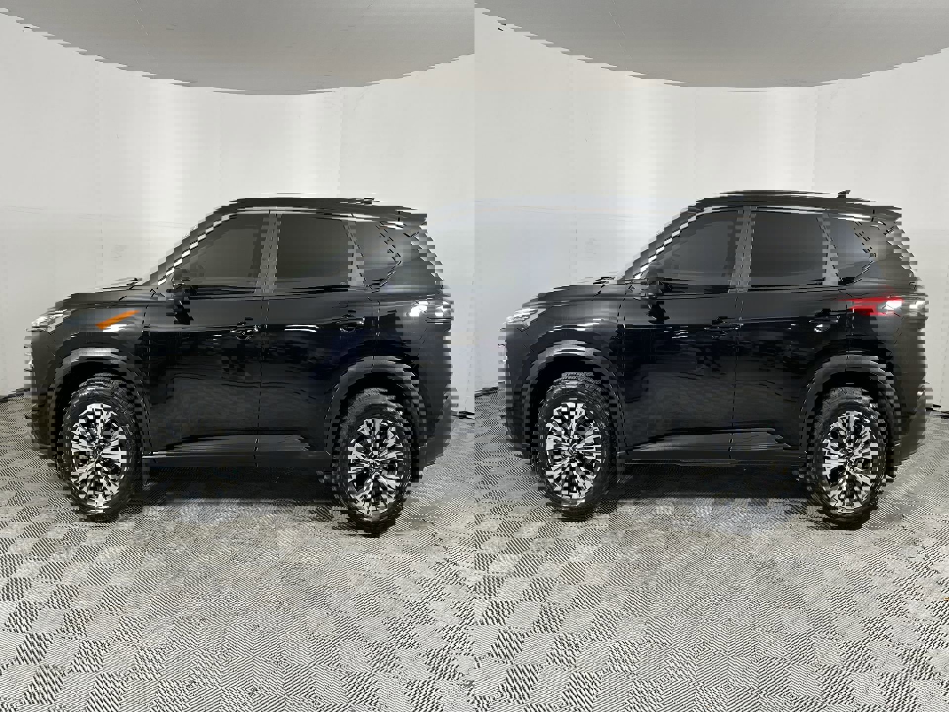 2023 Nissan Rogue SV photo 4