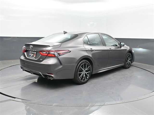 2024 Toyota Camry SE photo 25