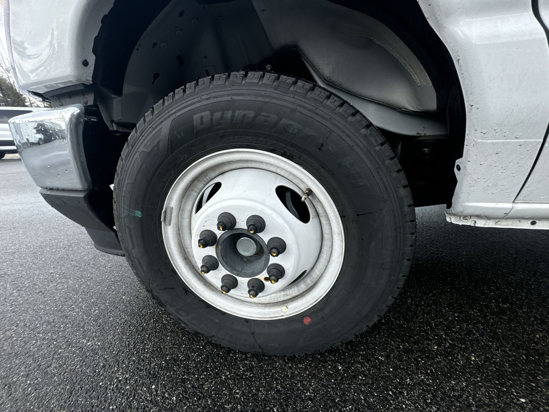 2026 Ford E-350 Base photo 2