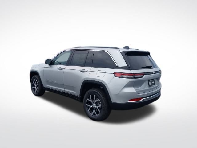 2025 Jeep Grand Cherokee Limited photo 16