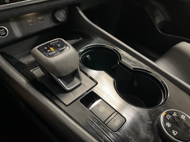2022 Nissan Rogue SV photo 30