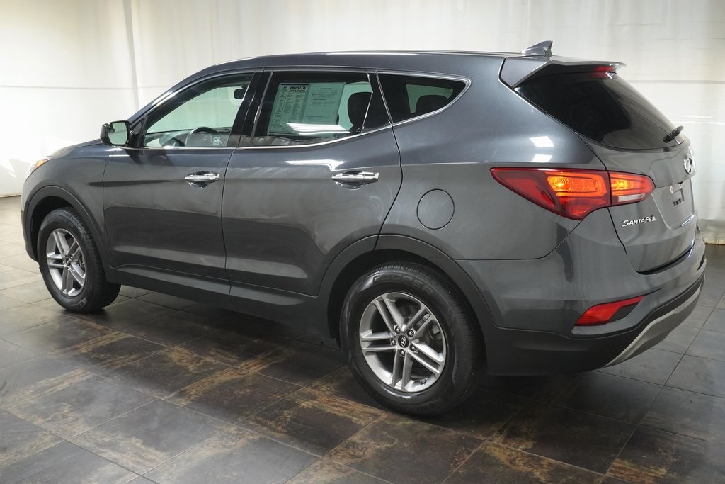 2017 Hyundai Santa Fe Sport Base photo 4