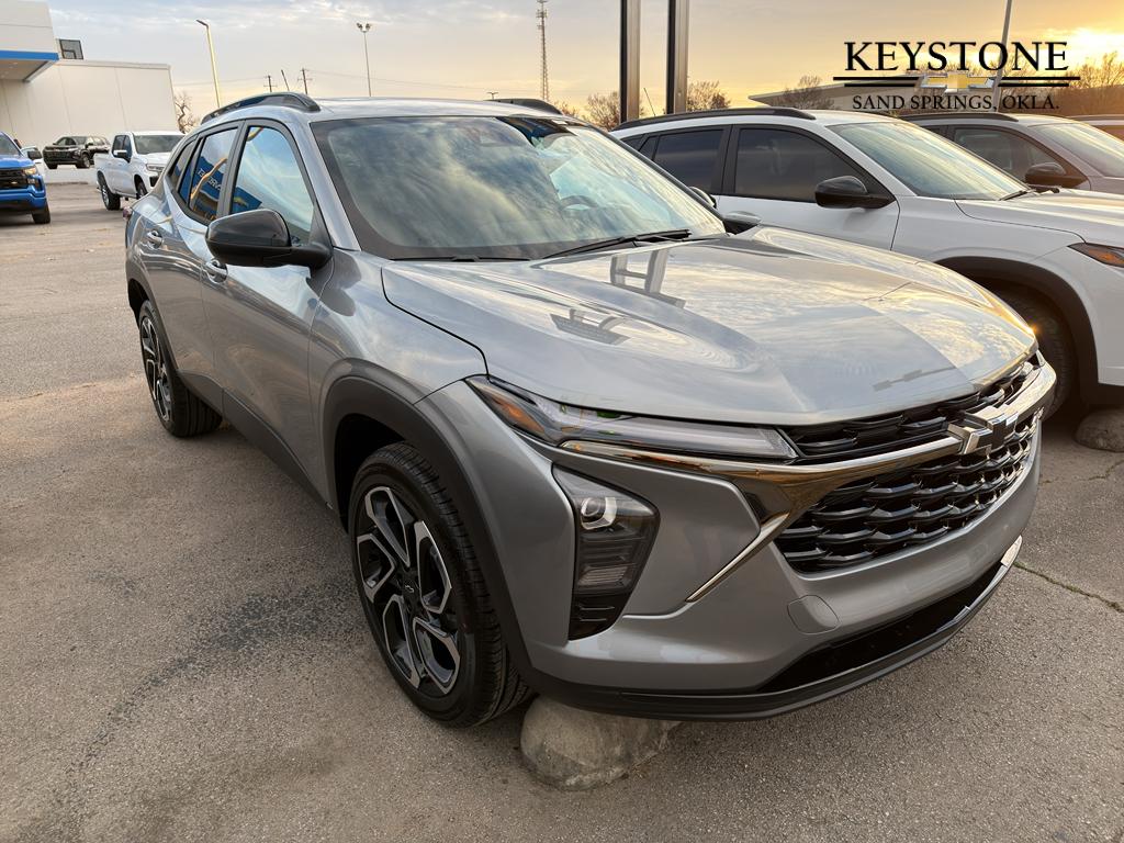 2026 Chevrolet Trax RS's photo