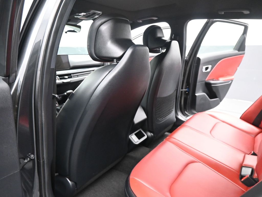 2025 Kia K4 GT-Line photo 18