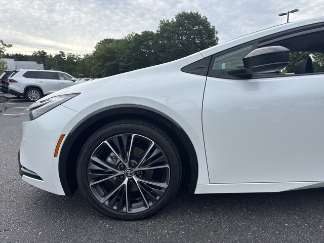 2024 Toyota Prius XLE photo 33