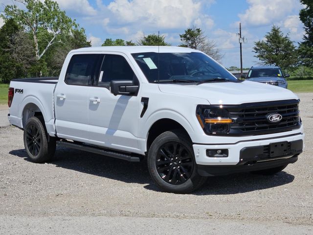 2025 Ford F-150 XLT photo 2