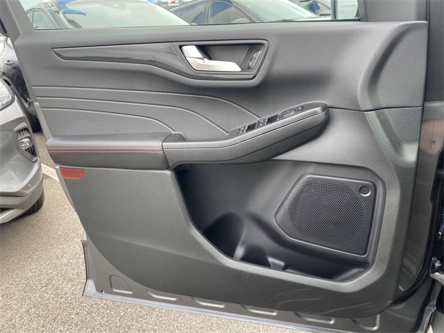 2025 Ford Escape Hybrid ST-Line photo 7
