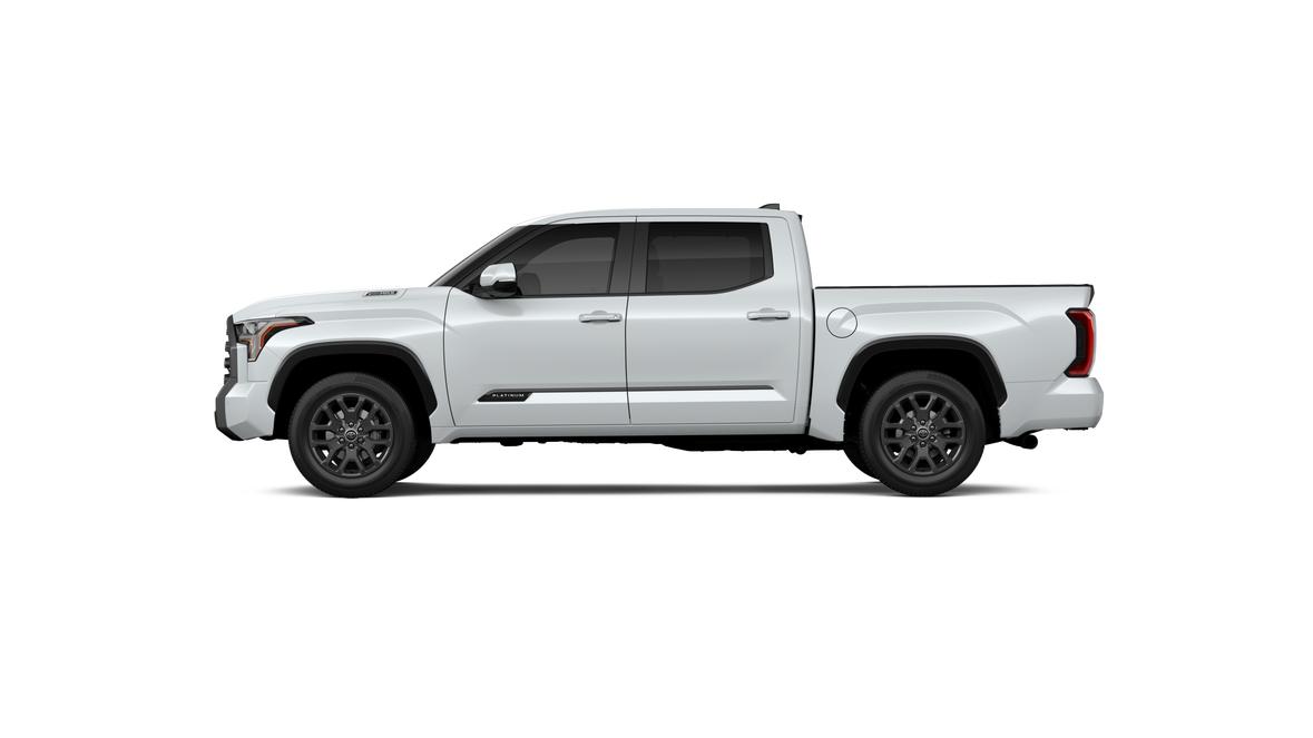 2025 Toyota Tundra Platinum CrewMax photo 4