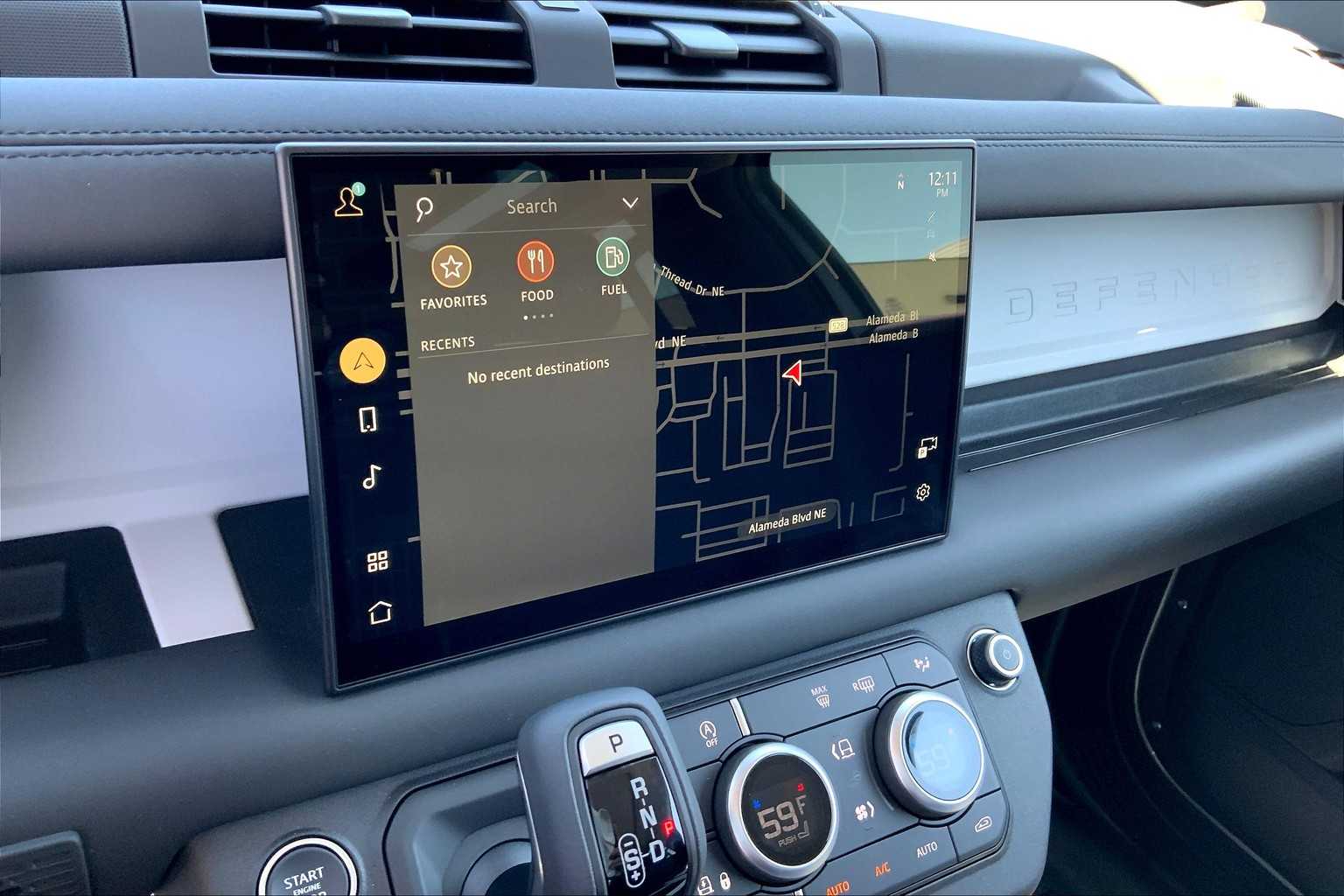 2025 Land Rover Defender 90 X-Dynamic SE photo 16