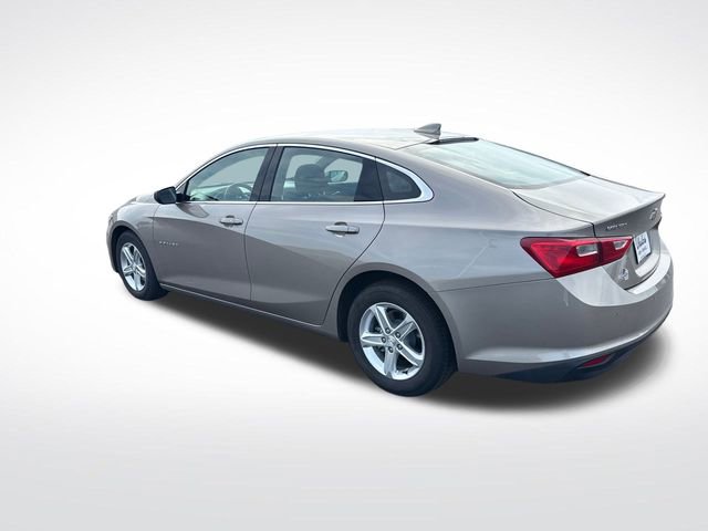 2024 Chevrolet Malibu 1LT photo 2