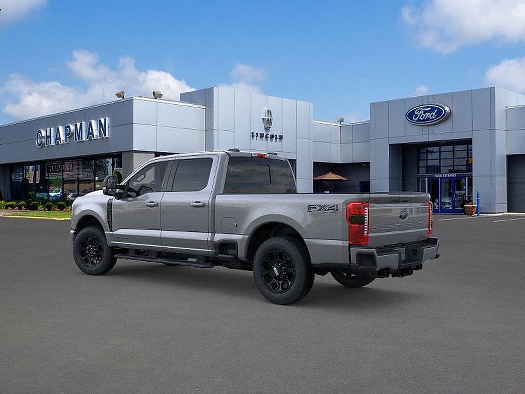 2025 Ford F-250 Lariat photo 3