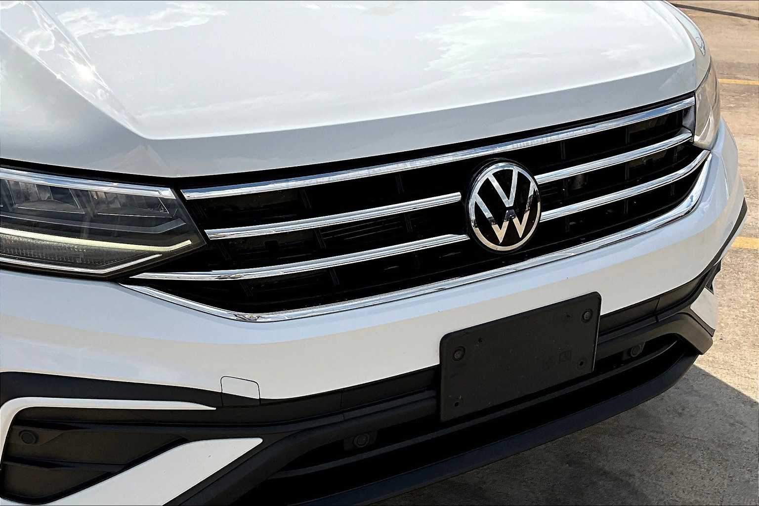 2022 Volkswagen Tiguan SE photo 55