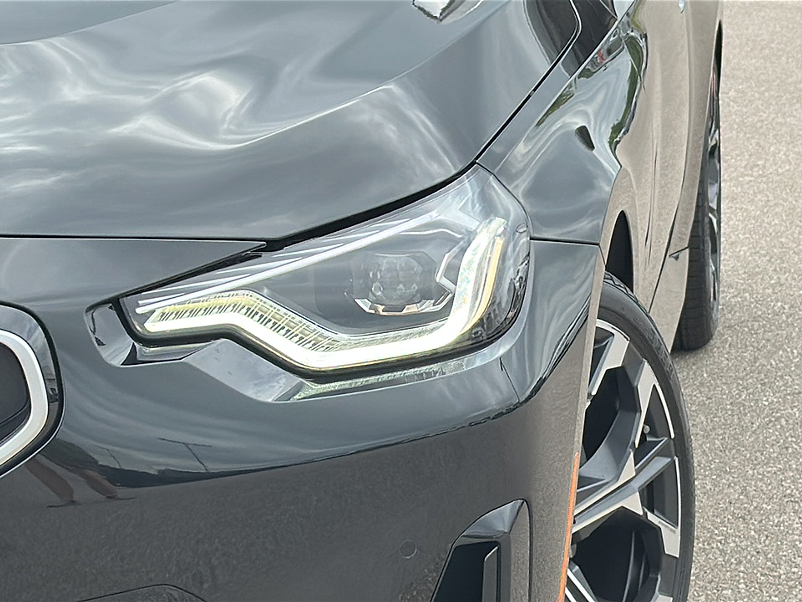 2025 Bmw 230i photo 2