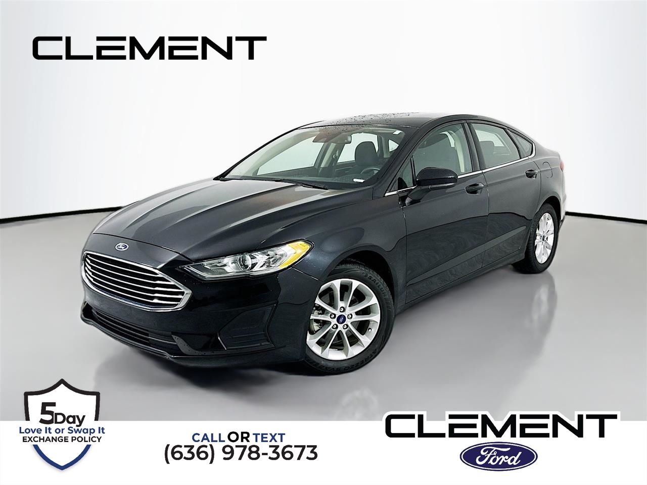 2020 Ford Fusion SE's photo