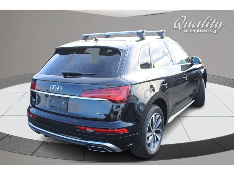 2023 Audi Q5 S line Premium Plus photo 4