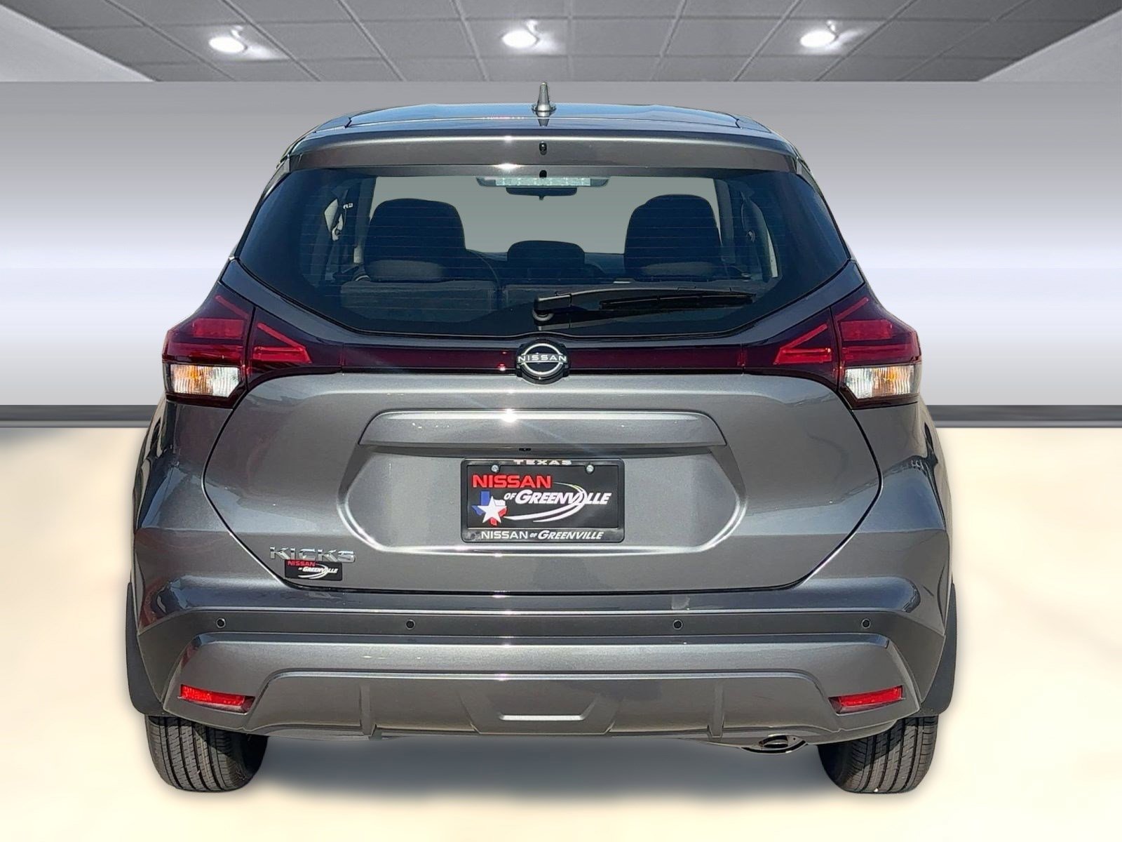 2025 Nissan Kicks Play S photo 10