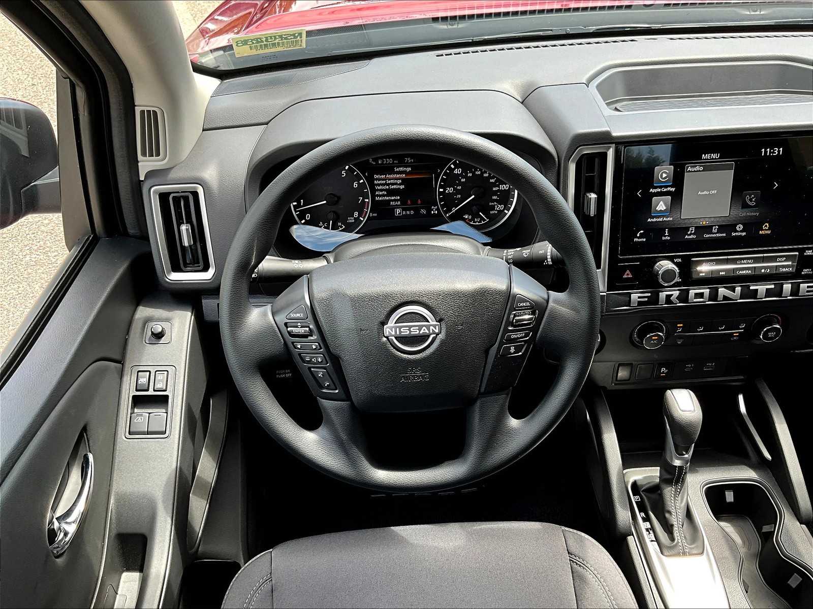 2025 Nissan Frontier SV photo 17