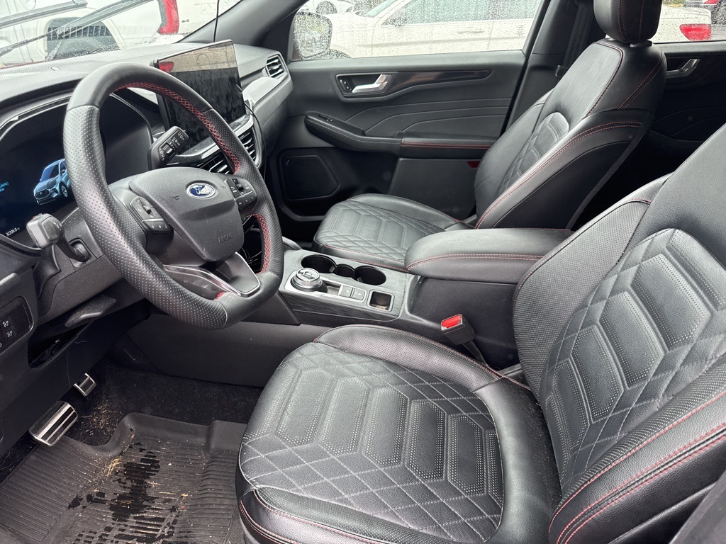 2023 Ford Escape Hybrid ST-Line Elite photo 7