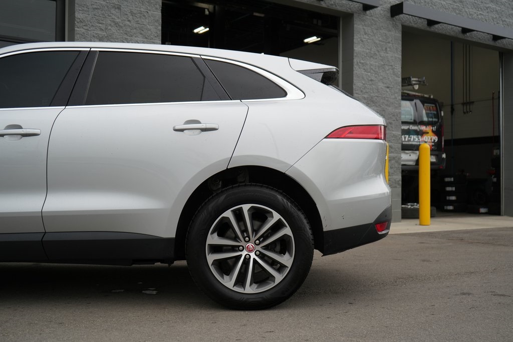 2020 Jaguar F-PACE Premium photo 11