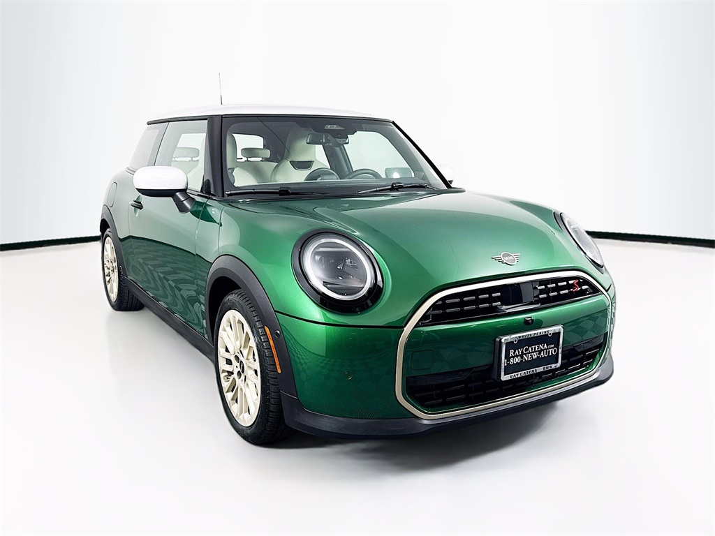 2025 MINI Hardtop 2 Door S's photo