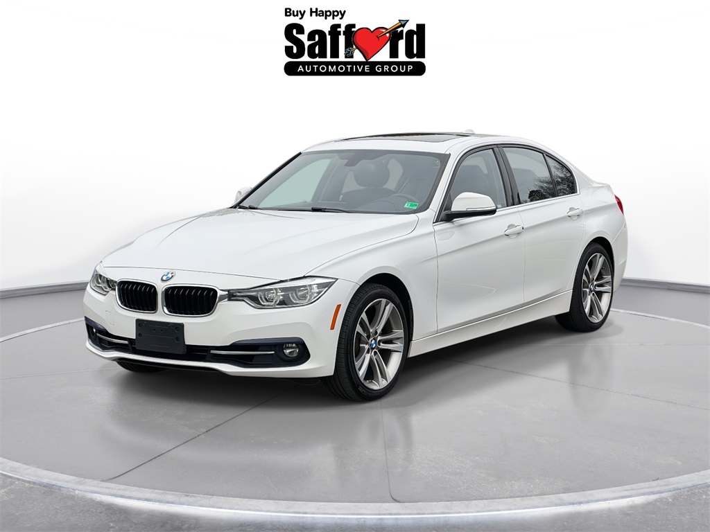 2018 BMW 3 Series 330i's photo