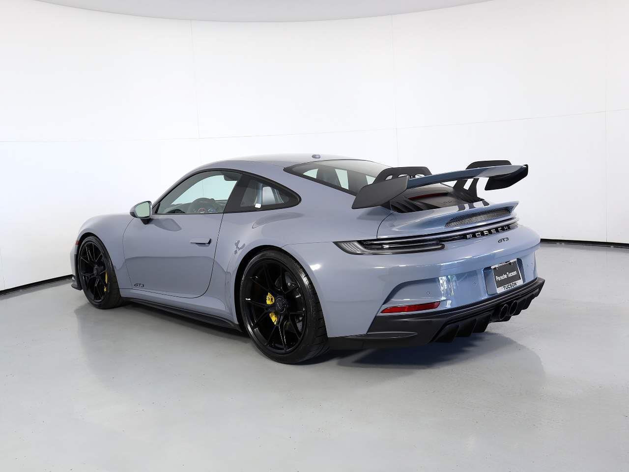 2023 Porsche 911 GT3 photo 3