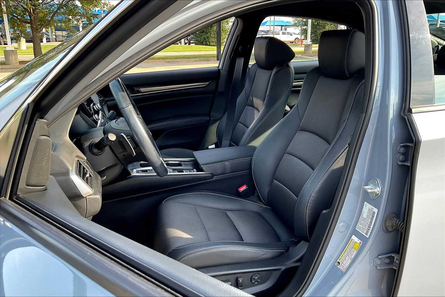 2022 Honda Accord Hybrid Sport photo 7