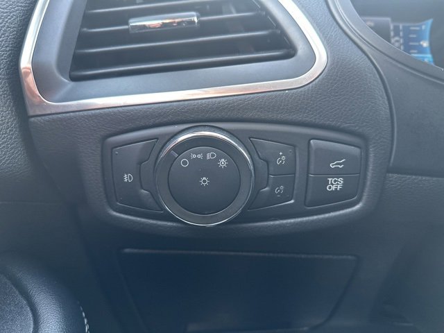 2022 Ford Edge Titanium photo 30