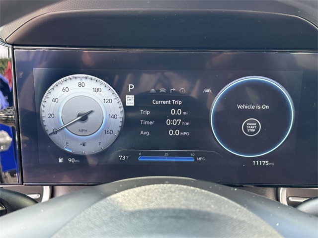 2024 Hyundai Elantra SEL photo 25