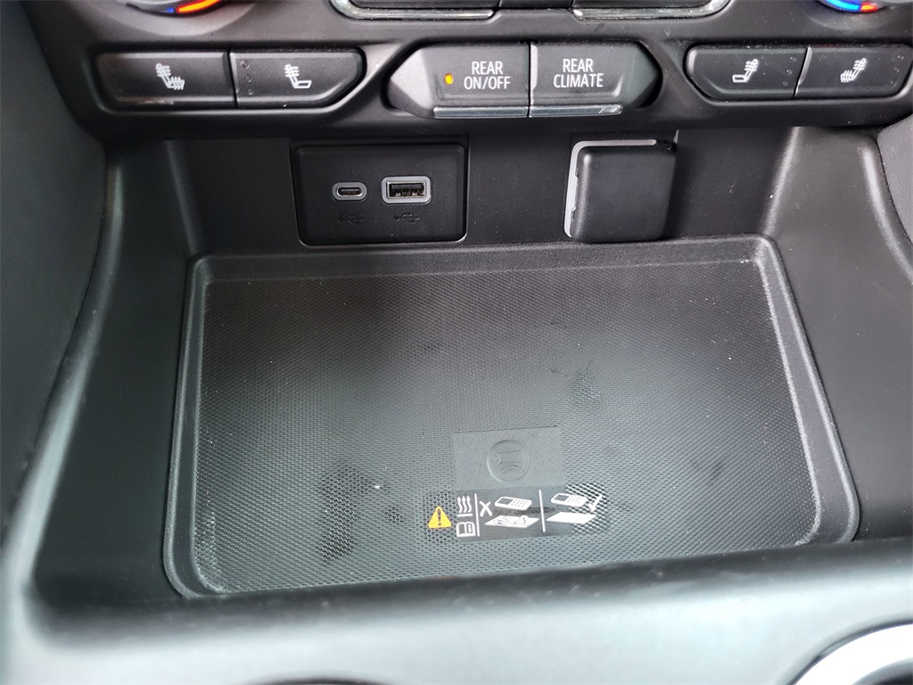 2022 Chevrolet Tahoe RST photo 30