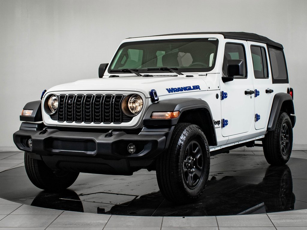 2025 Jeep Wrangler Sport's photo