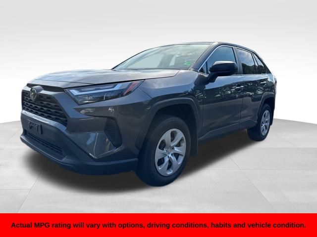 2024 Toyota RAV4 LE photo 7