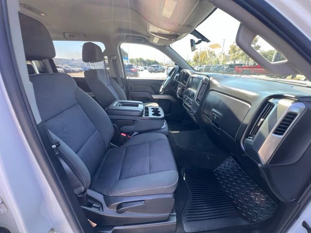2017 Chevrolet Silverado 1500 LT photo 17