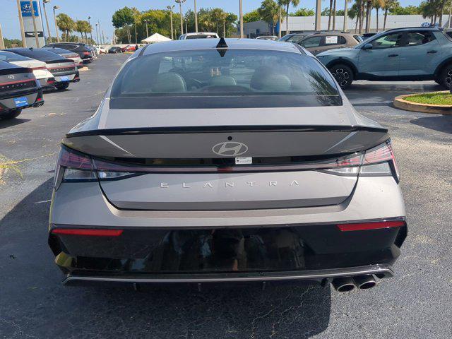 2025 Hyundai Elantra N Line photo 4