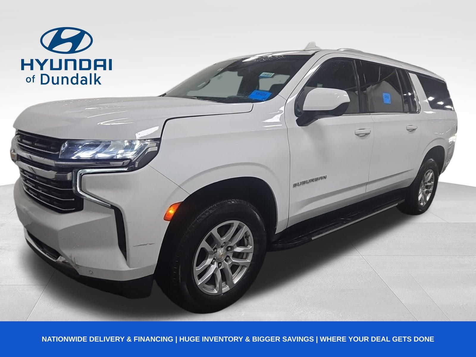 2024 Chevrolet Suburban LT's photo