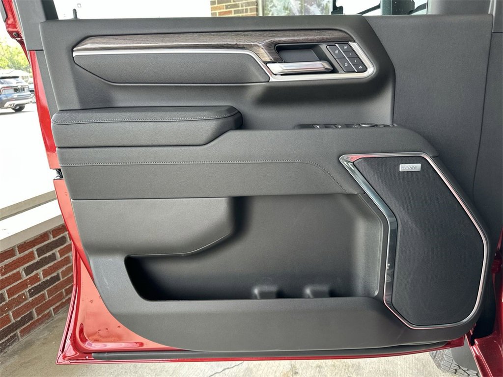 2025 Chevrolet Silverado 2500HD LTZ photo 22