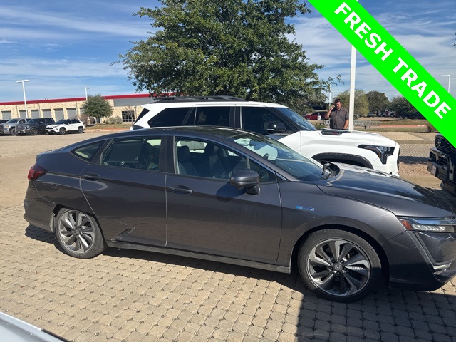 2018 Honda Clarity Touring's photo