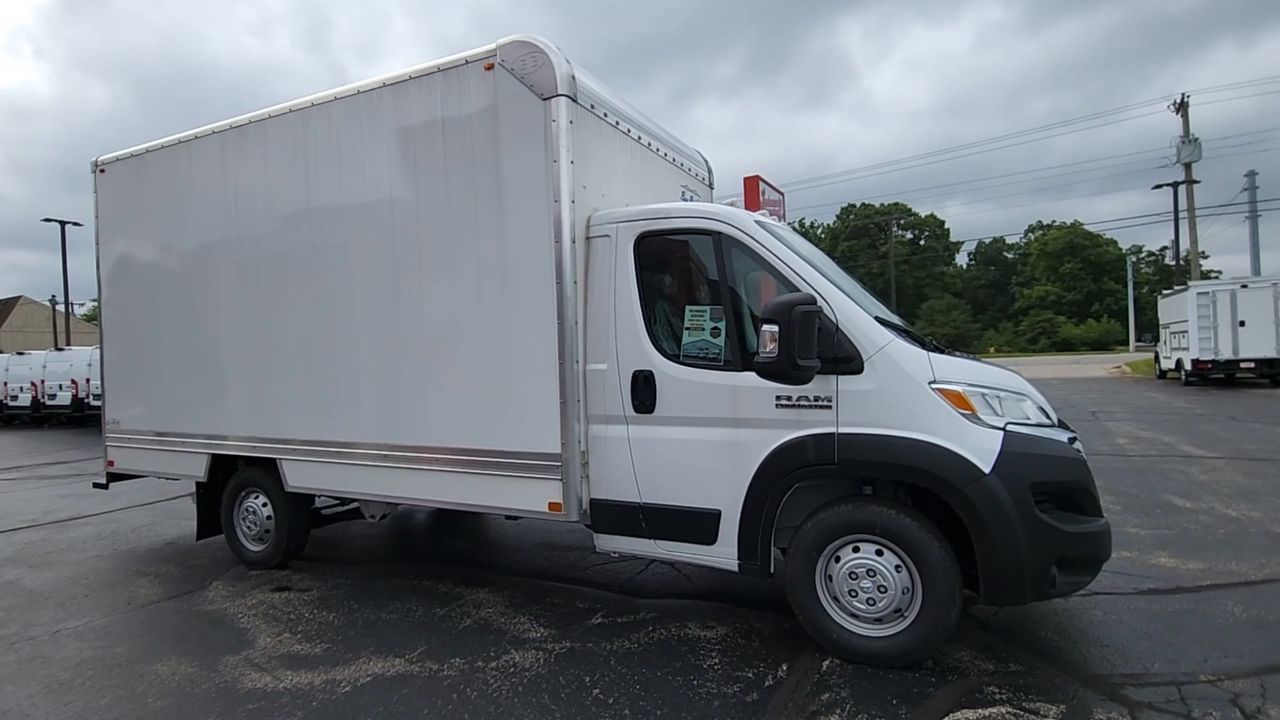 2023 Ram 3500 photo 2