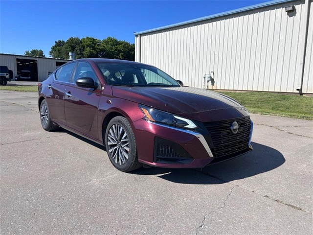 2024 Nissan Altima SV