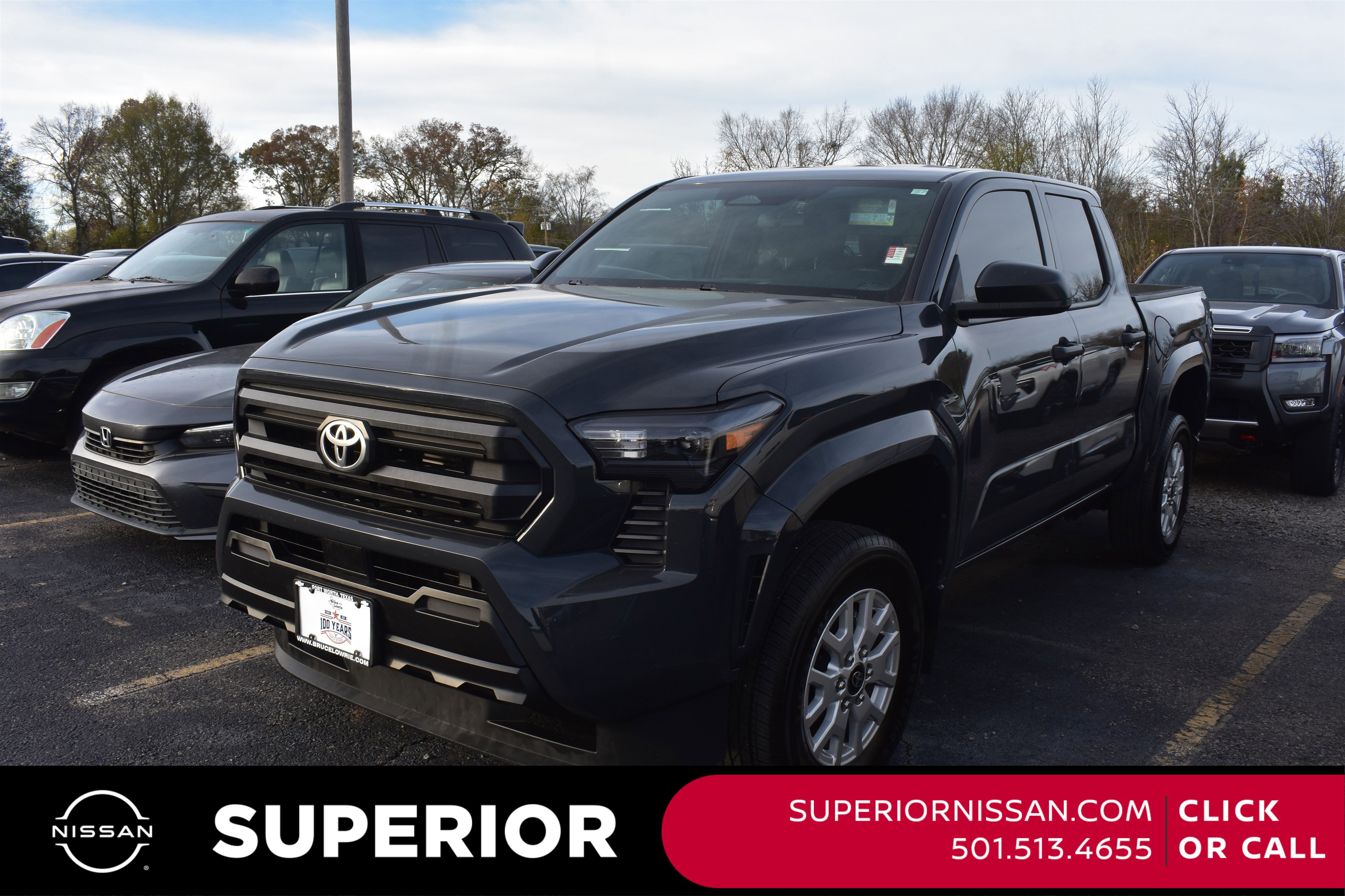 2024 Toyota Tacoma SR's photo