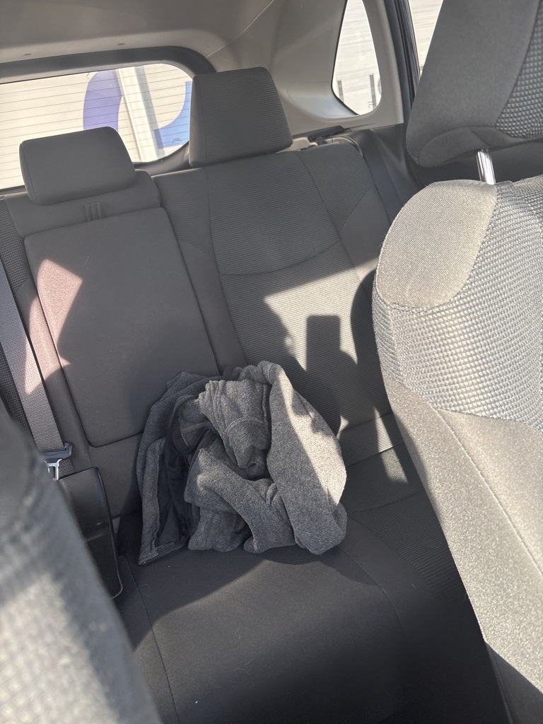 2024 Toyota RAV4 LE photo 2