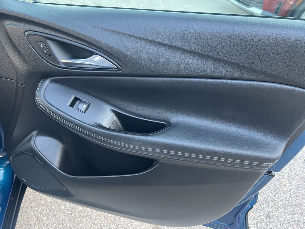 2021 Buick Encore GX Preferred photo 18