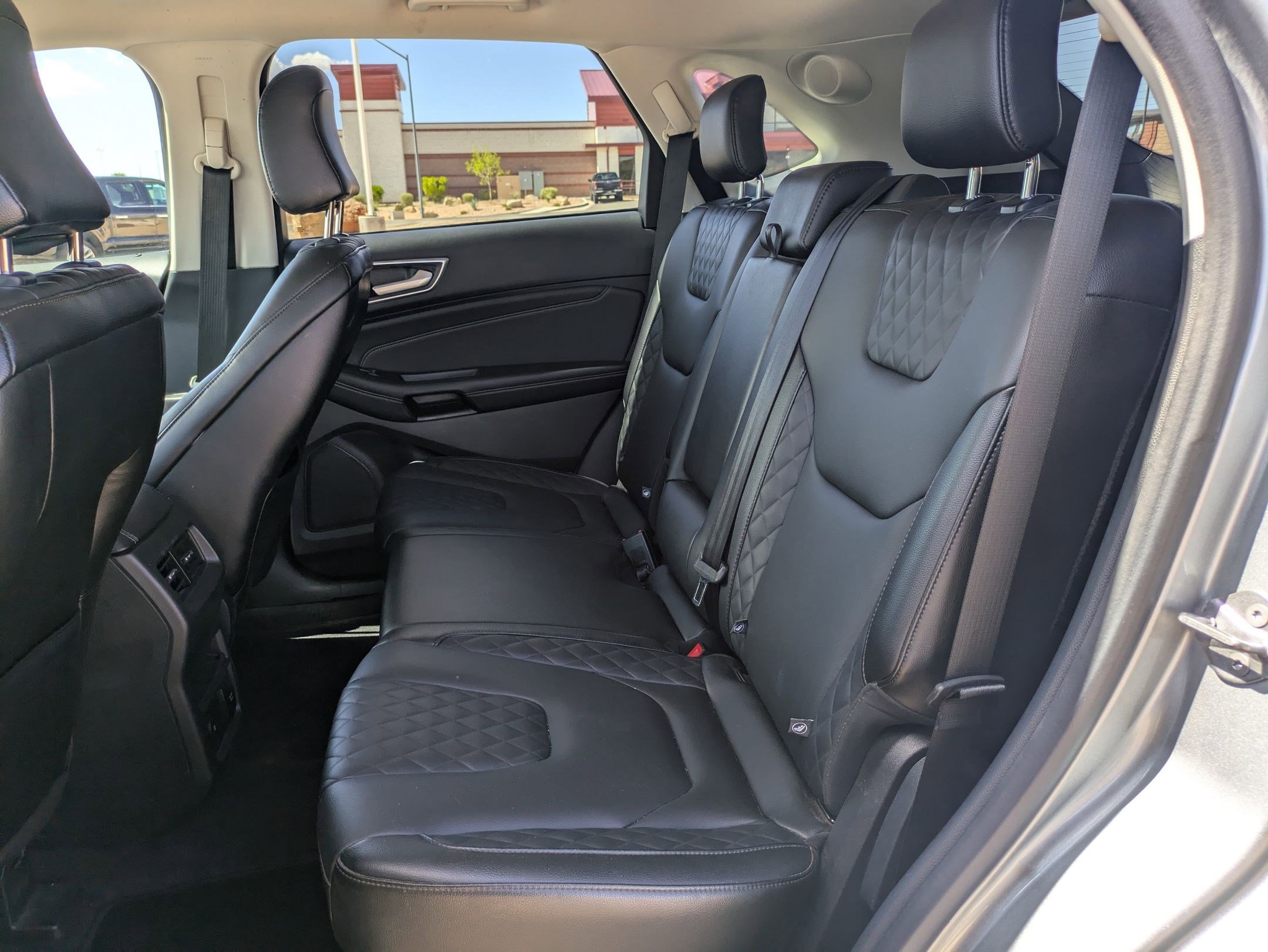 2024 Ford Edge Titanium photo 26