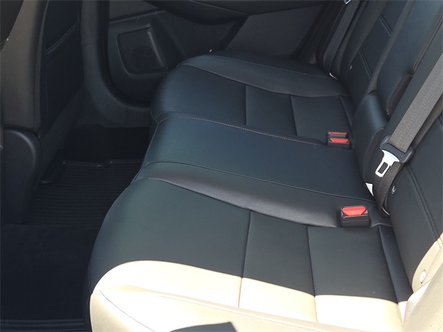 2023 Nissan Sentra SR photo 12