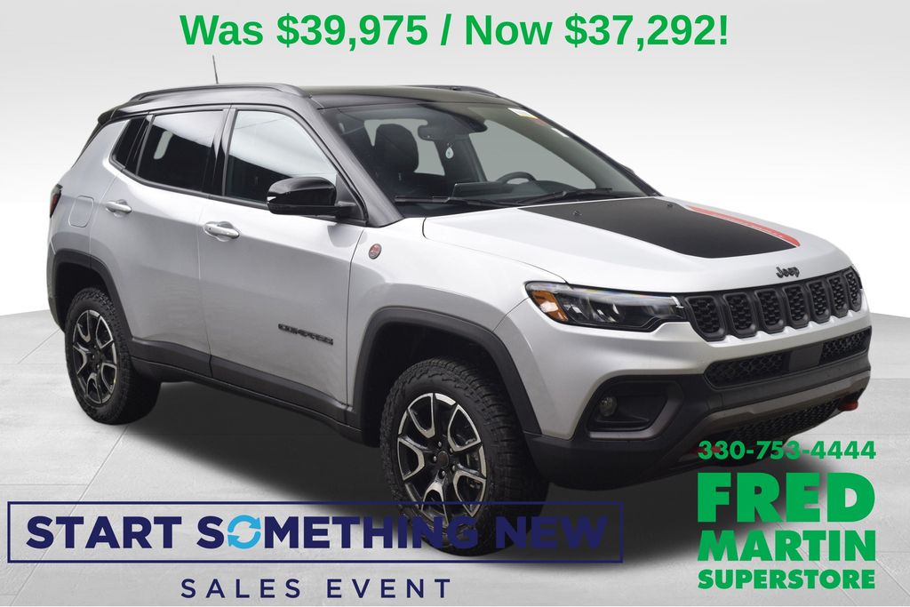 2026 Jeep Compass Trailhawk's photo