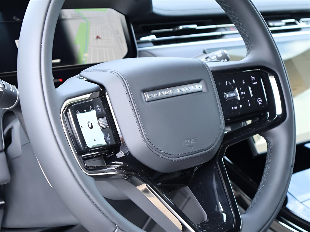 2025 Land Rover Range Rover Sport SE photo 17