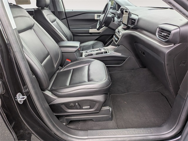 2022 Ford Explorer XLT photo 31