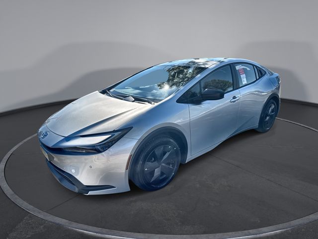 2026 Toyota Prius LE's photo